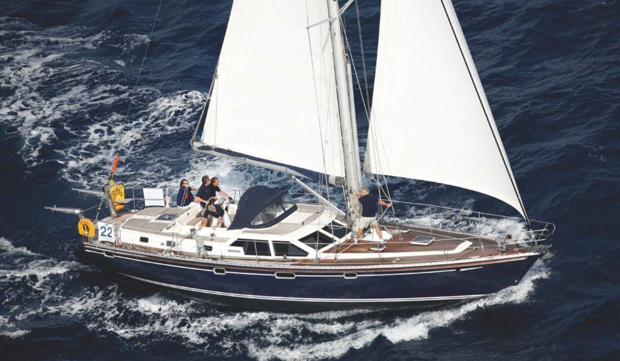 Photograph of the Oyster 485
